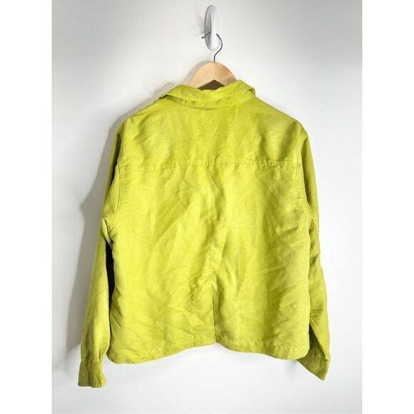 Chicos Shirt Size Large Green Faux Suede Button Down Front Pocket Casual - Picture 7 of 9